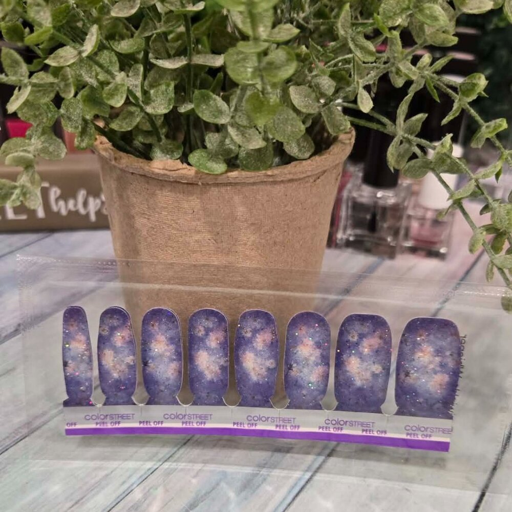 Color Street Flower Press on Nail Design